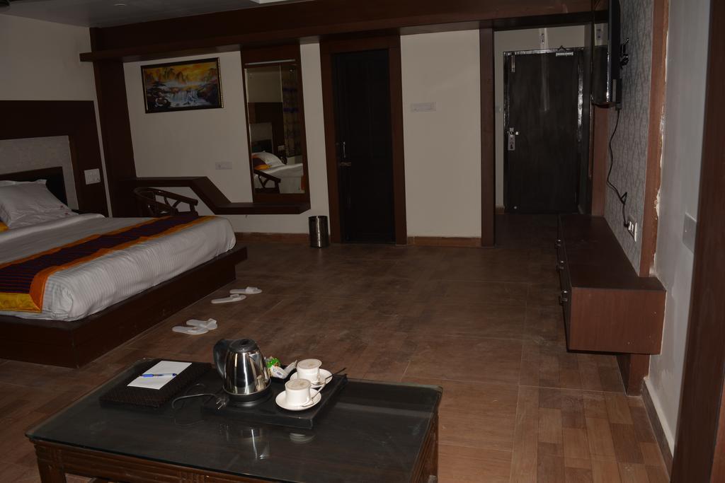 Hotel Kp'S Salunki Phulbani Luaran gambar