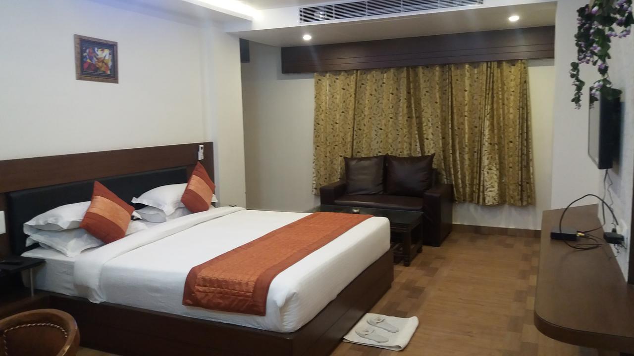 Hotel Kp'S Salunki Phulbani Luaran gambar